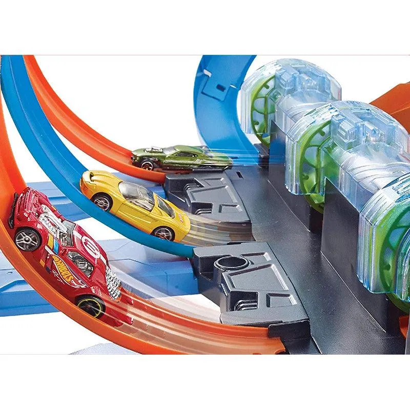 Hot Wheels Corkscrew Crash Track Set