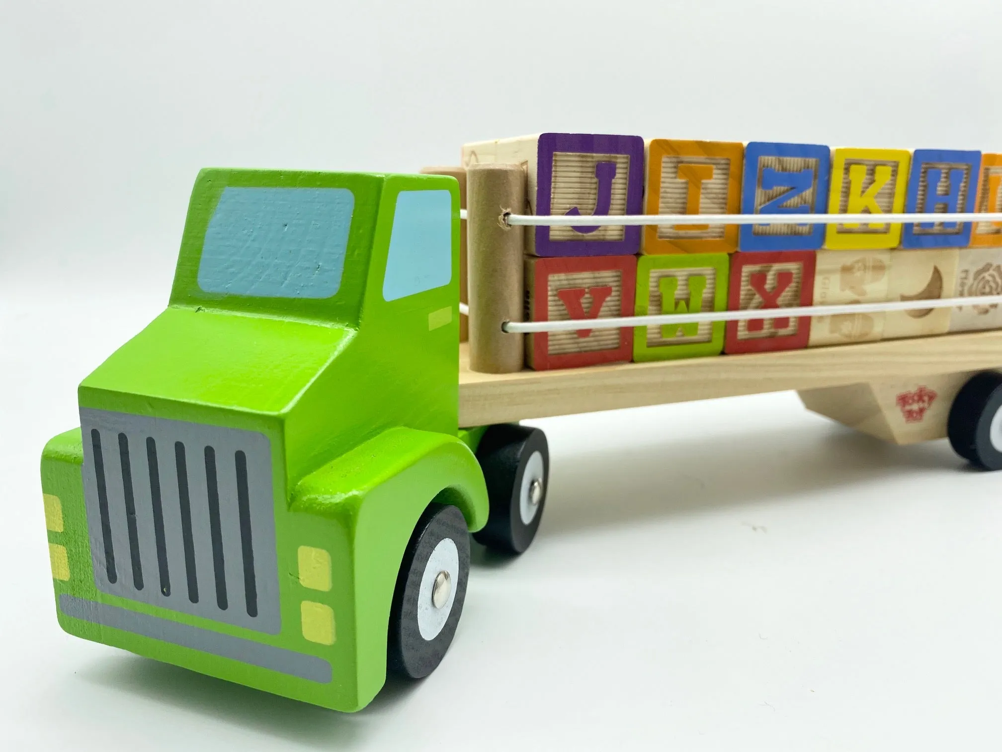 Learning toy Truck: Wooden kids alphabet and numbers toy truck