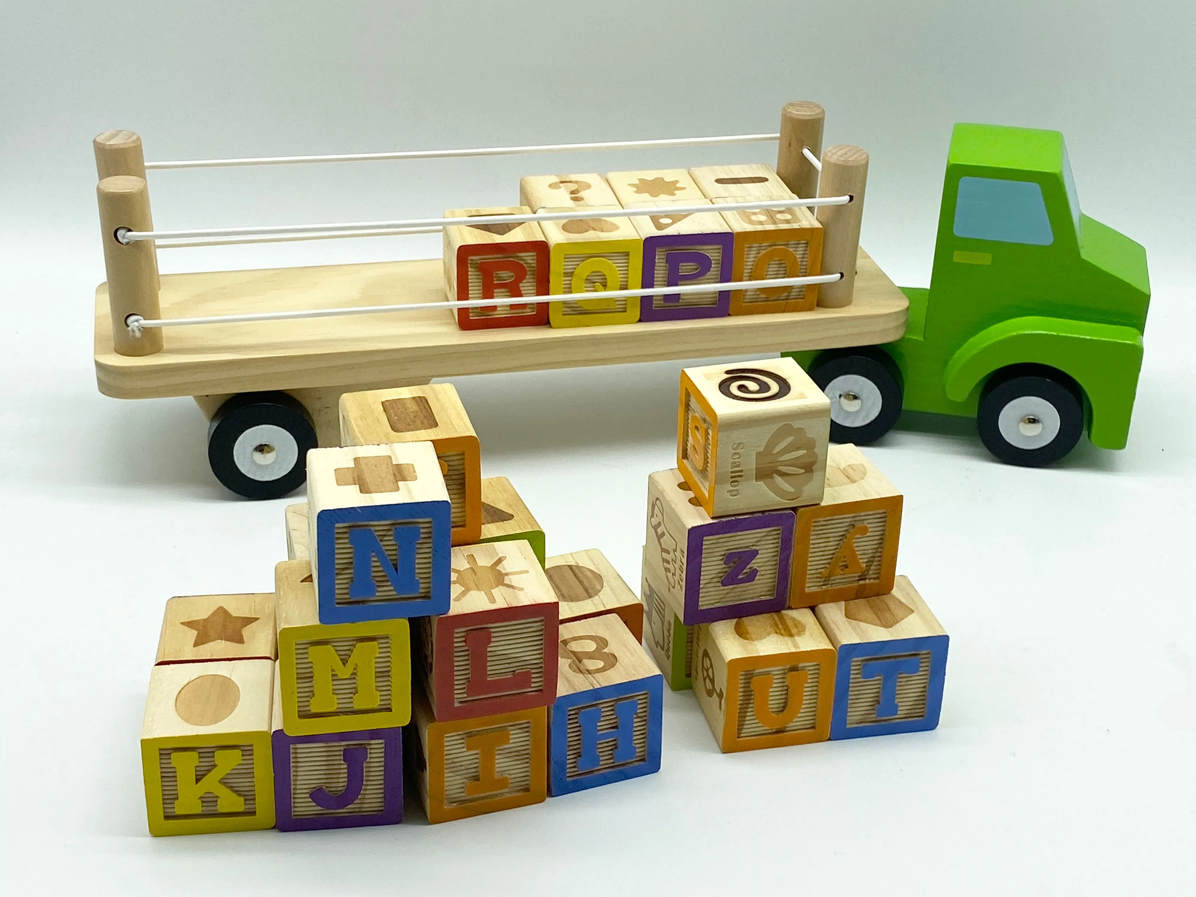 Learning toy Truck: Wooden kids alphabet and numbers toy truck