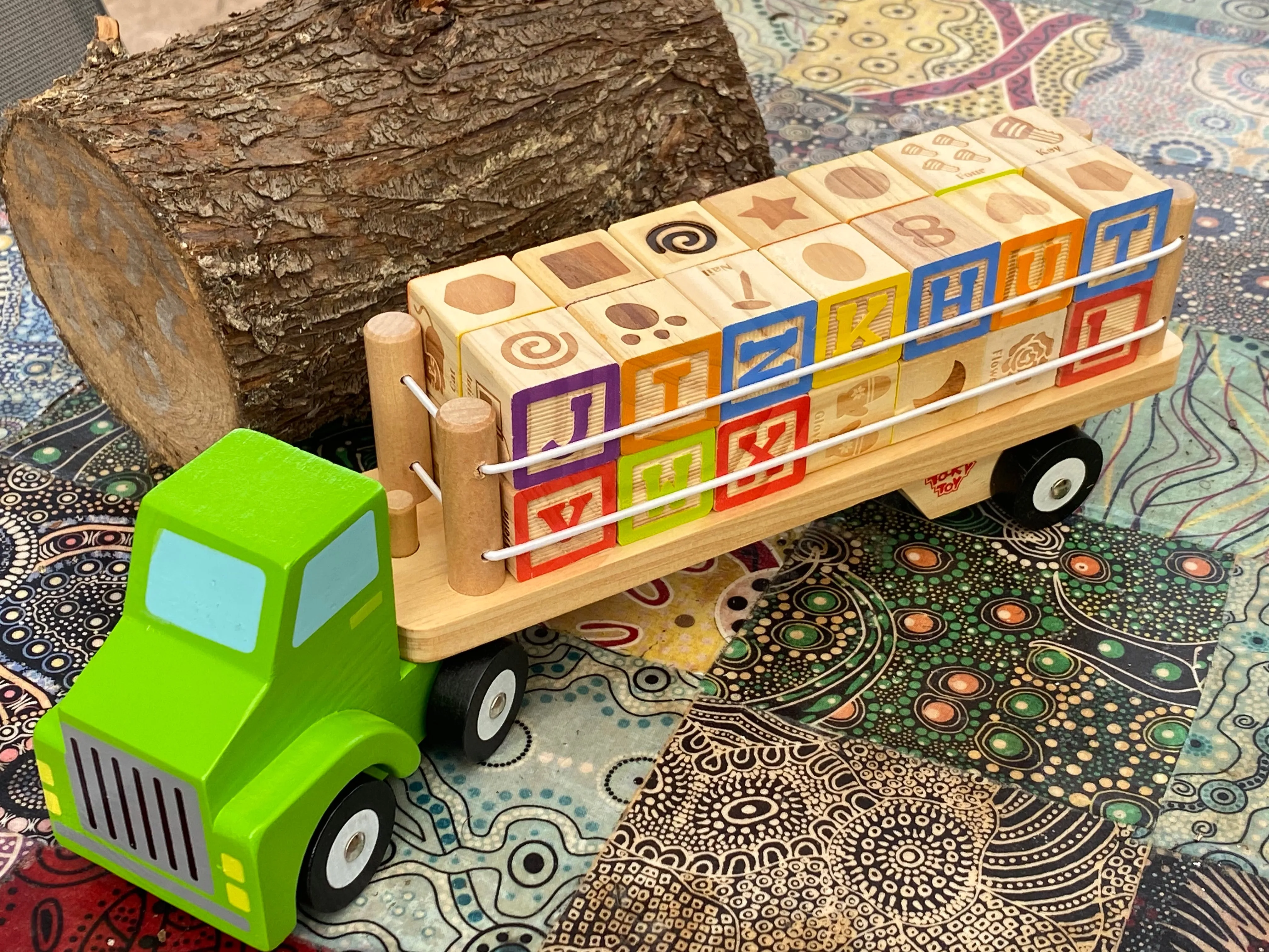 Learning toy Truck: Wooden kids alphabet and numbers toy truck