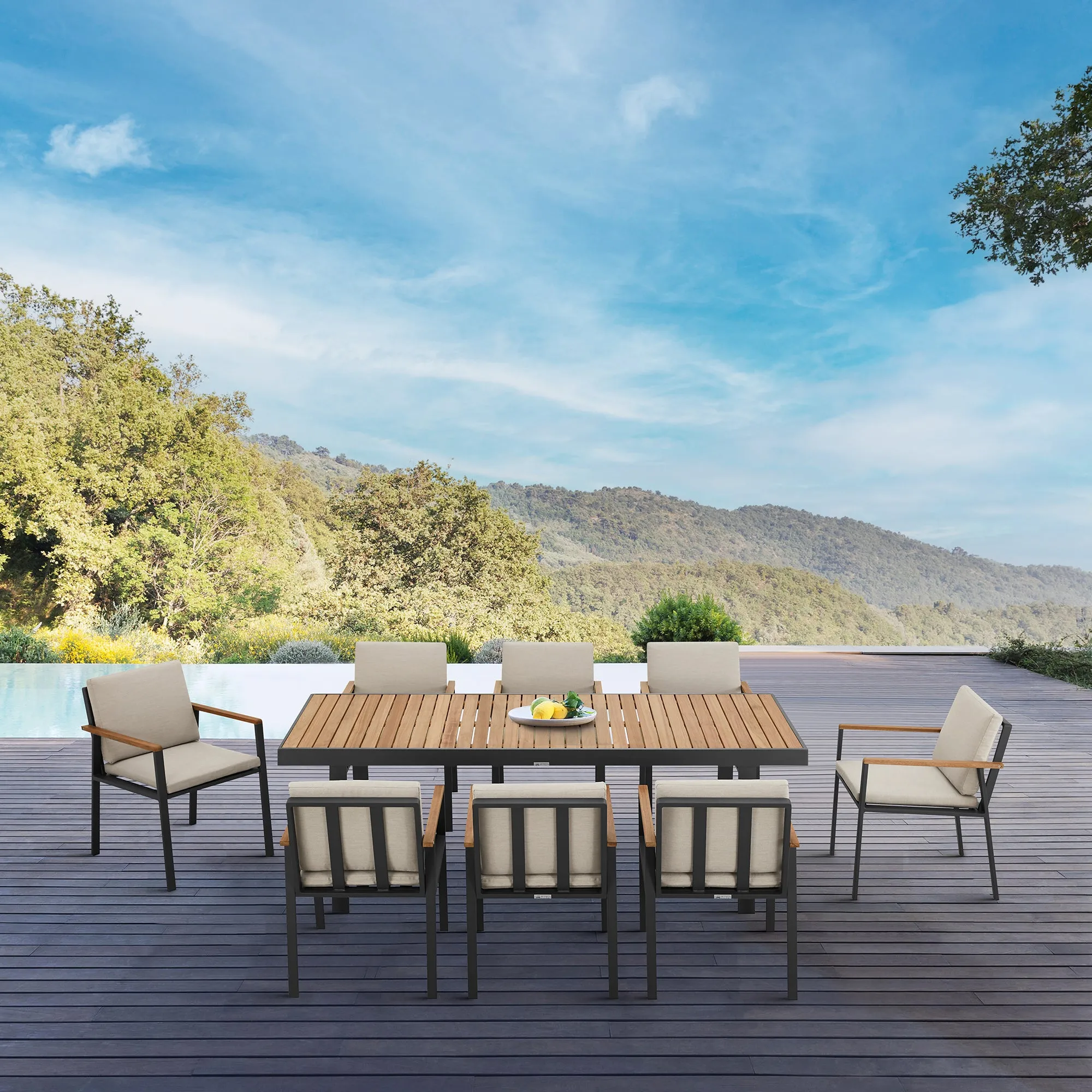 Nofi Outdoor Dining Set